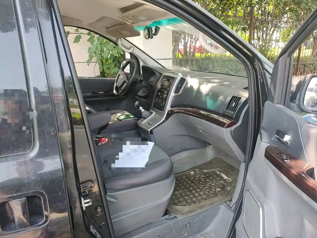 Dongfeng Fengxing Fengxing CM7 2015 2014 2.4L Manual Business Edition