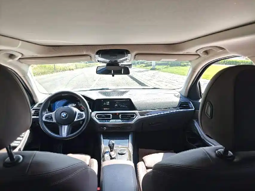 BMW 3 Series 2021 Facelift 325Li M Sport Package фото 3