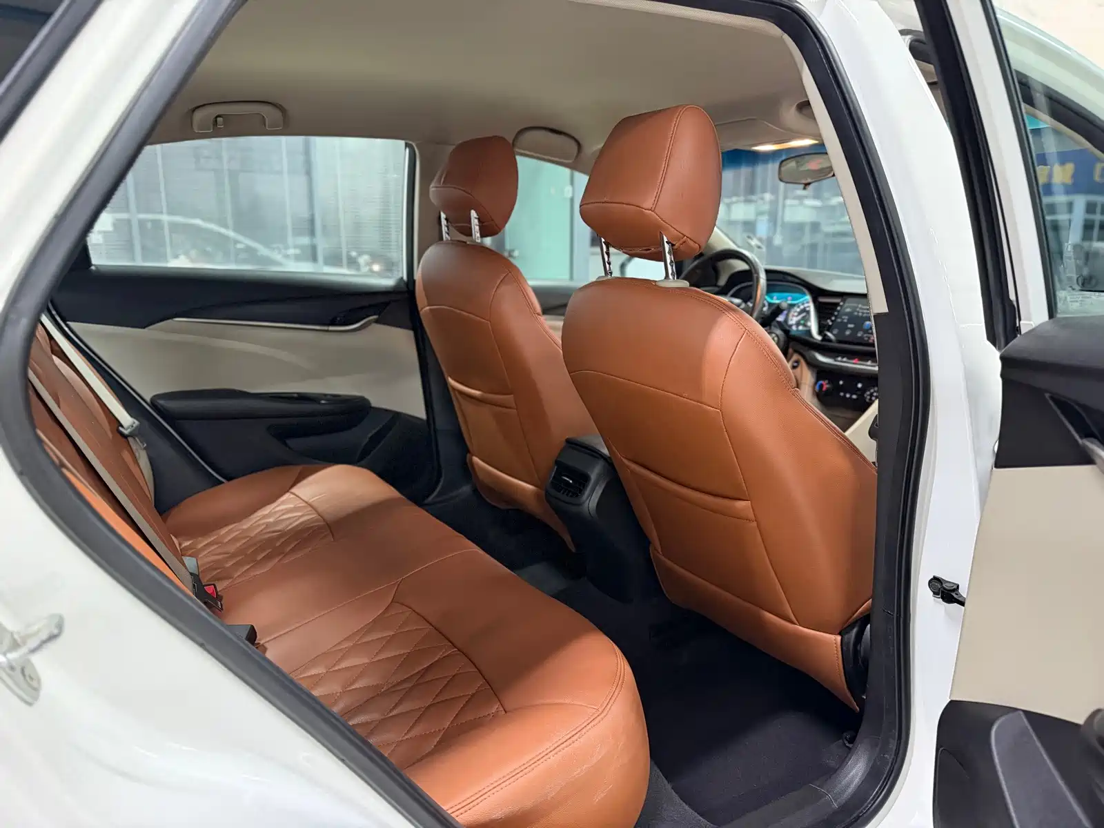 Фото 12 - Buick Excelle