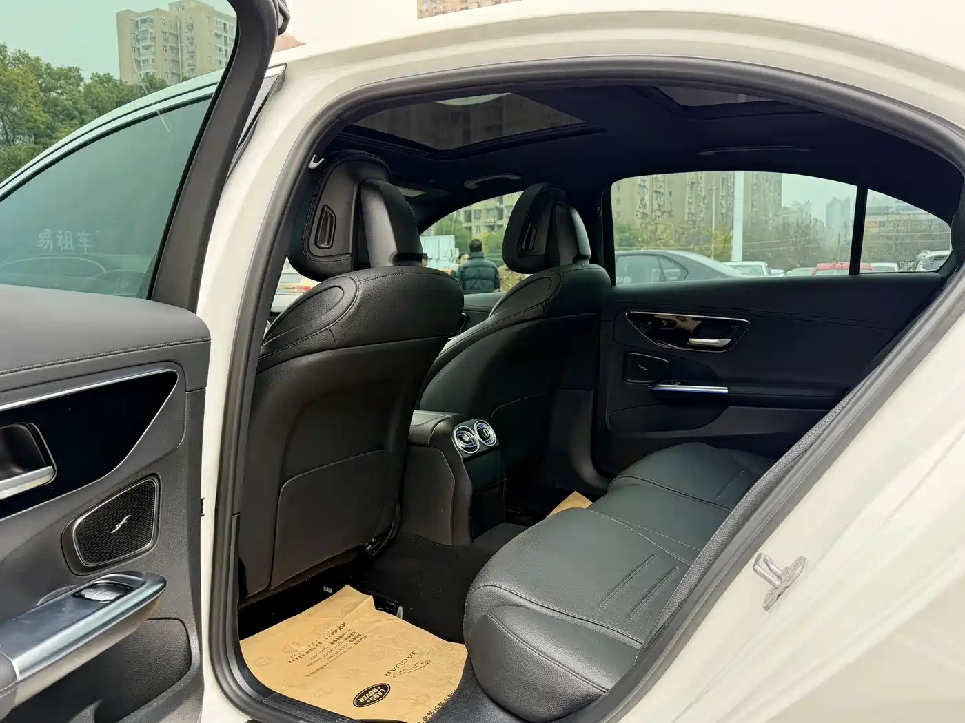 Mercedes-Benz C-Class 2024 C 260 L Sport фото 12