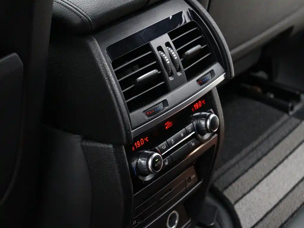 Фото 9 - BMW X6