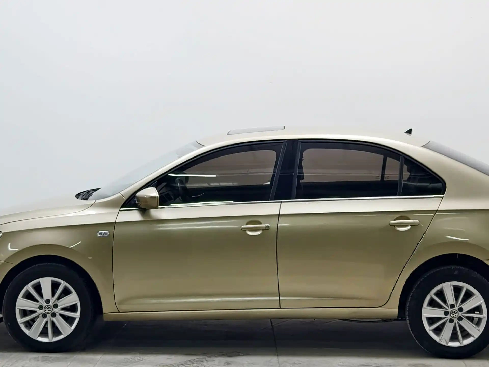 صورة 7 - Volkswagen Santana