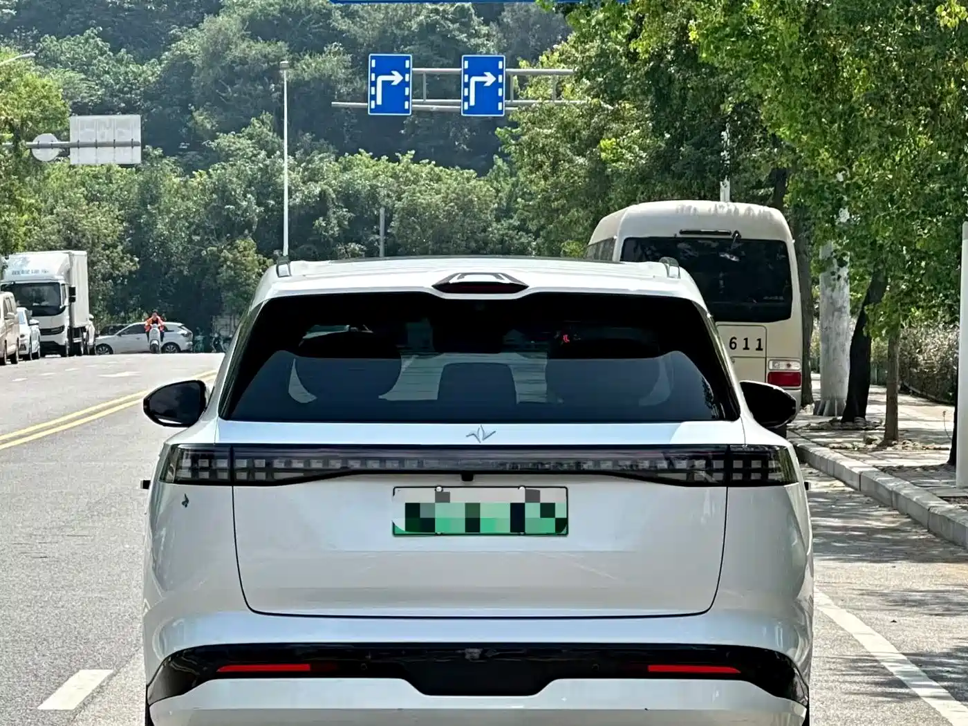 Dongfeng Yipai eπ008 2025 2025 210Ultra Range Extender 5-Seater