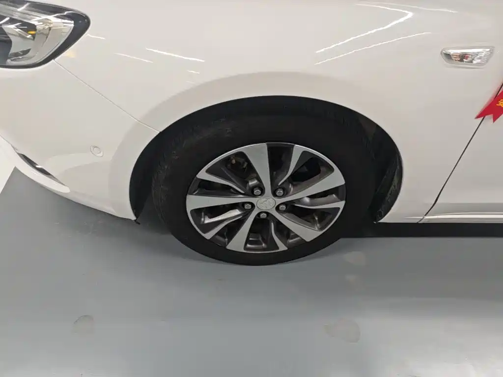 Фото 23 - Buick Excelle GT
