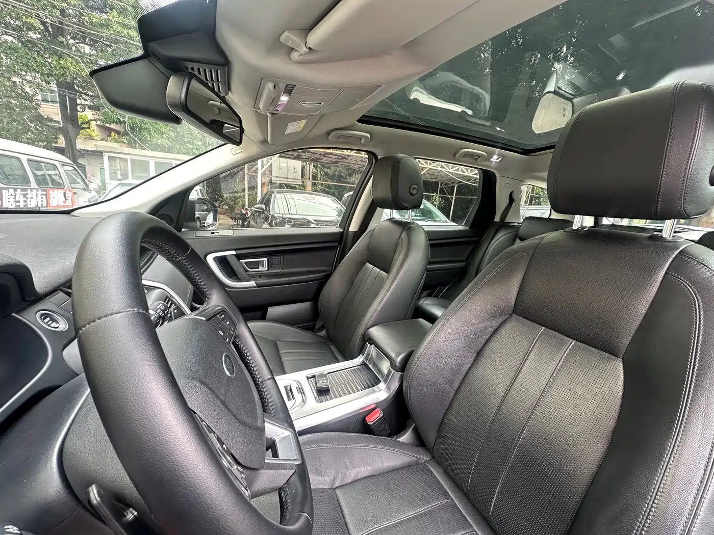 Land Rover Discovery Sport 2016 2.0T SE фото 23