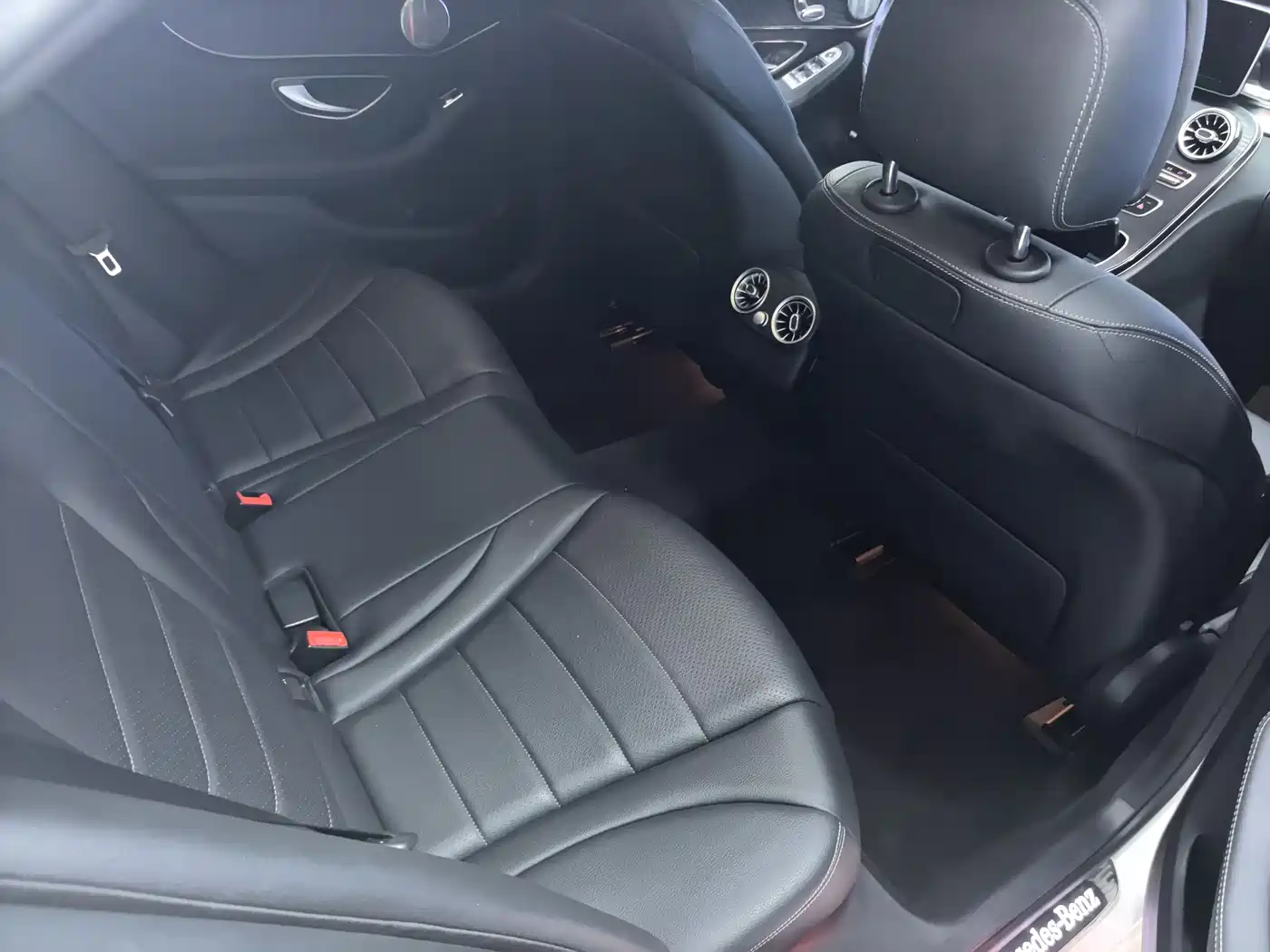 Mercedes-Benz C-Class 2016 C 200 L Sport фото 10