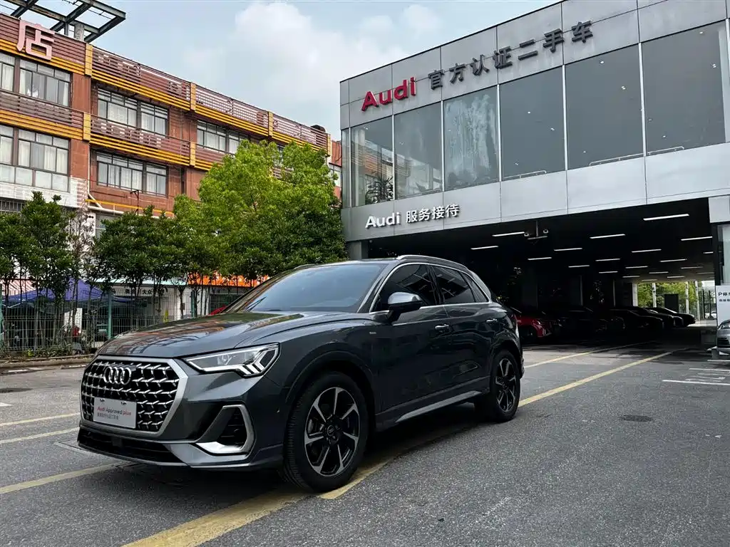 Audi Q3 2024 35 TFSI Fashion Sport