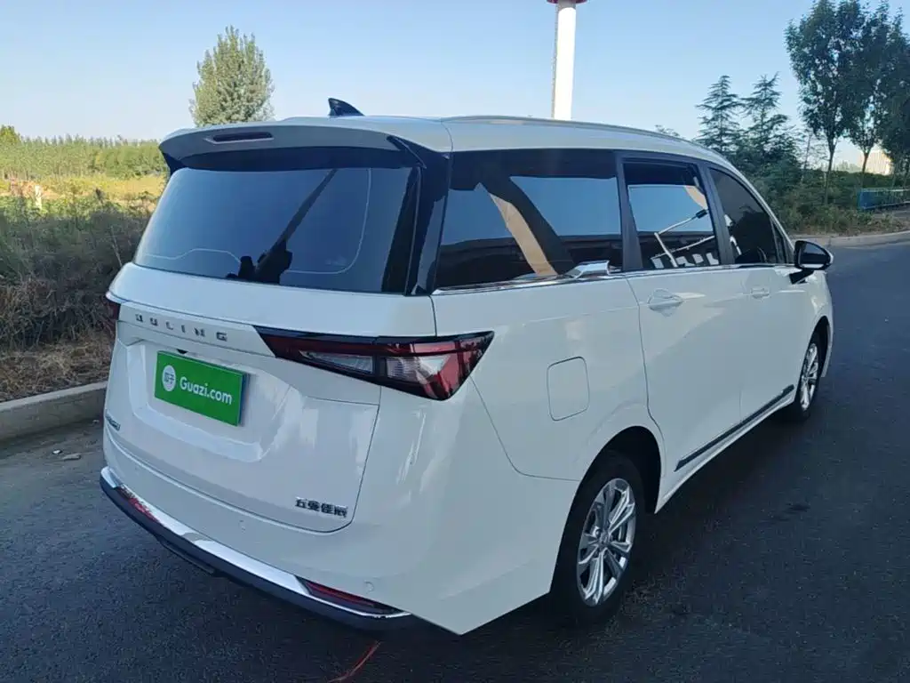 Wuling Motors Wuling Jiachen 2025 2022 1.5L Manual Free Comfort