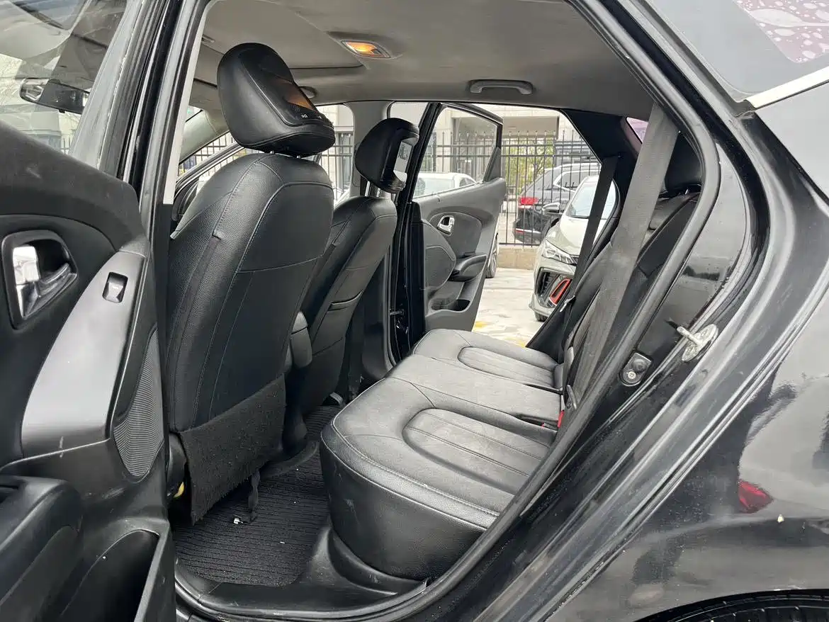 Hyundai Beijing Hyundai ix35 2013 2.0L Automatic 2WD Smart GLS China V фото 13
