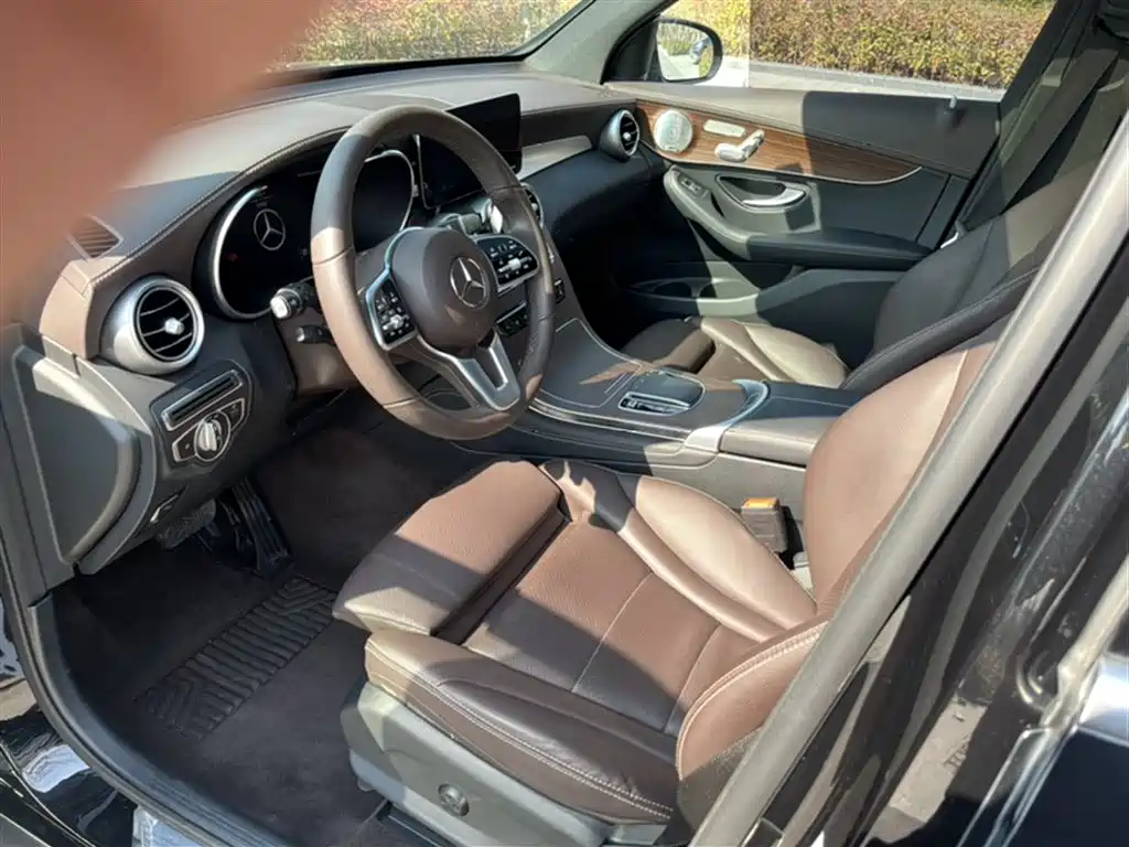 Mercedes-Benz GLC 2021 GLC 300 L 4MATIC Sporty фото 20