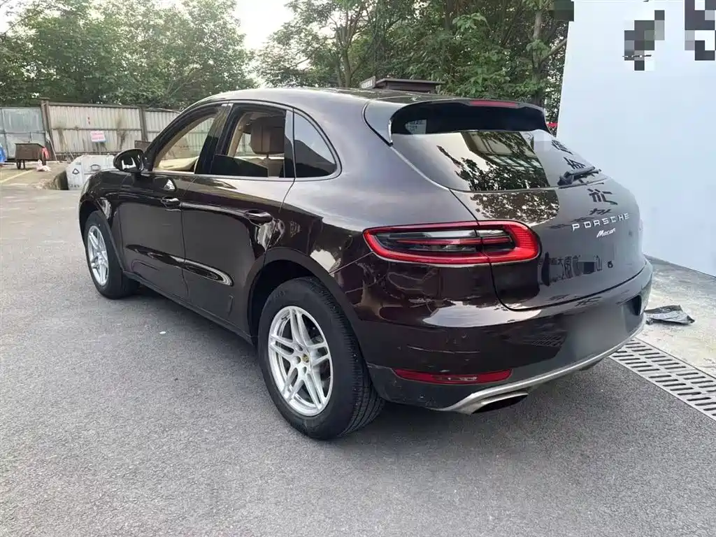 Porsche Macan 2016 Macan 2.0T фото 5