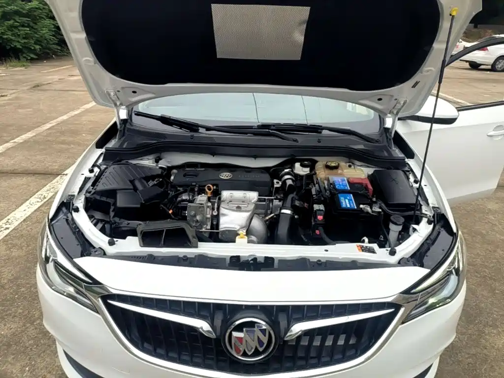 Фото 20 - Buick Excelle