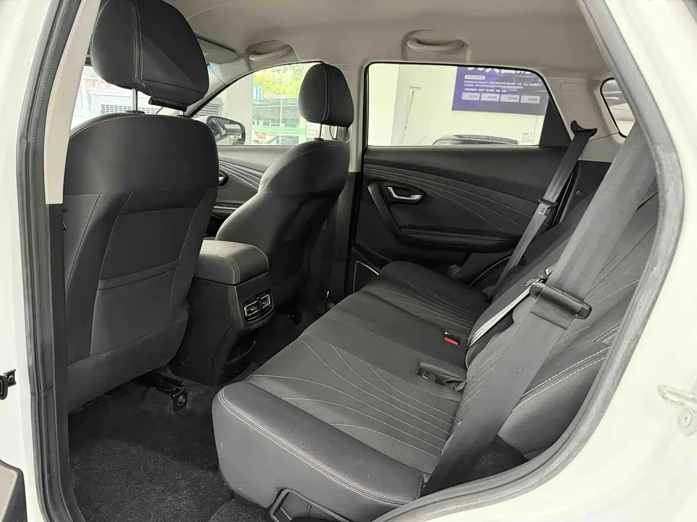 Jetour X70M 2022 2021 1.5T DCT Luxury Partner 5-seater