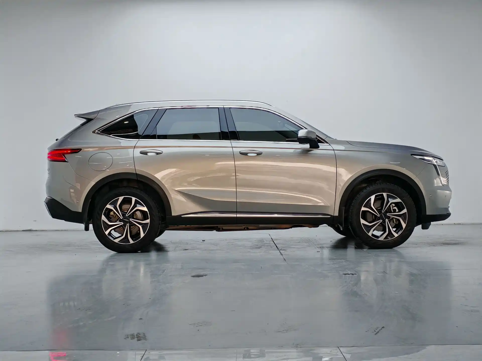 Фото 4 - Haval Xiaolong MAX