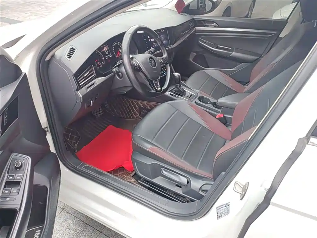 Volkswagen Bora 2021 1.5L Automatic Elite Smart Edition фото 15