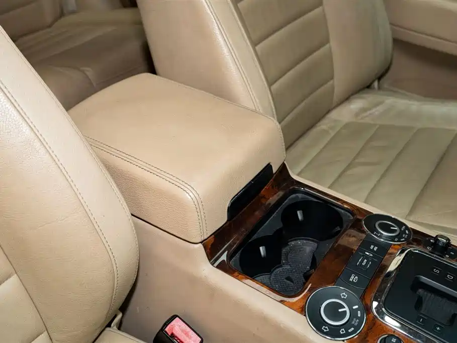 Volkswagen Touareg 2010 3.6 Limited Luxury Edition фото 17