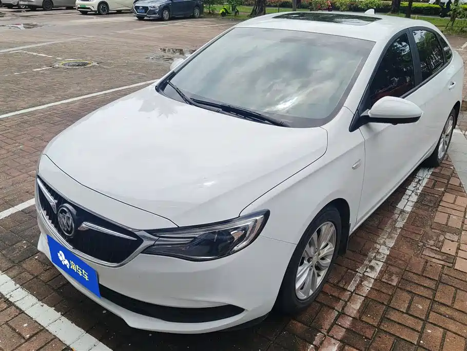 Buick Excelle 2021 Exemplar 1.5L Auto Elite фото 2