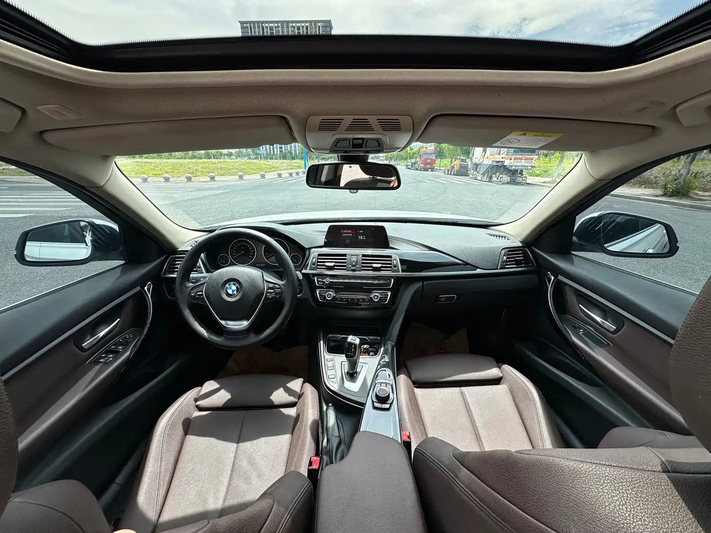 BMW 3 Series 2018 320Li Fashion Style фото 11