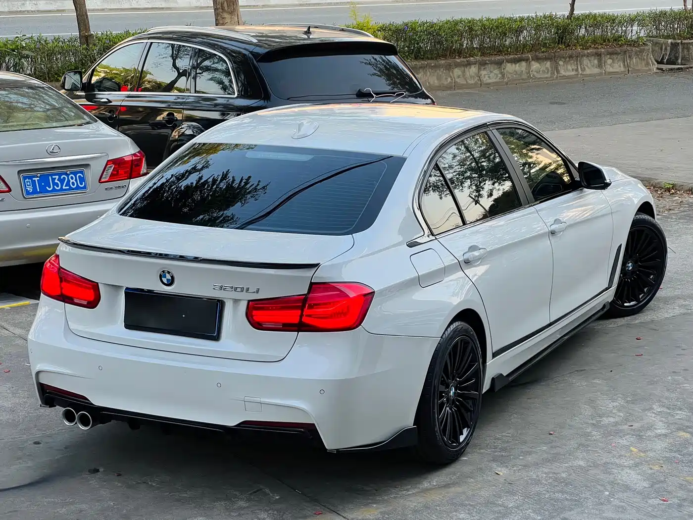 BMW 3 Series 2019 320Li M Sport Package фото 5