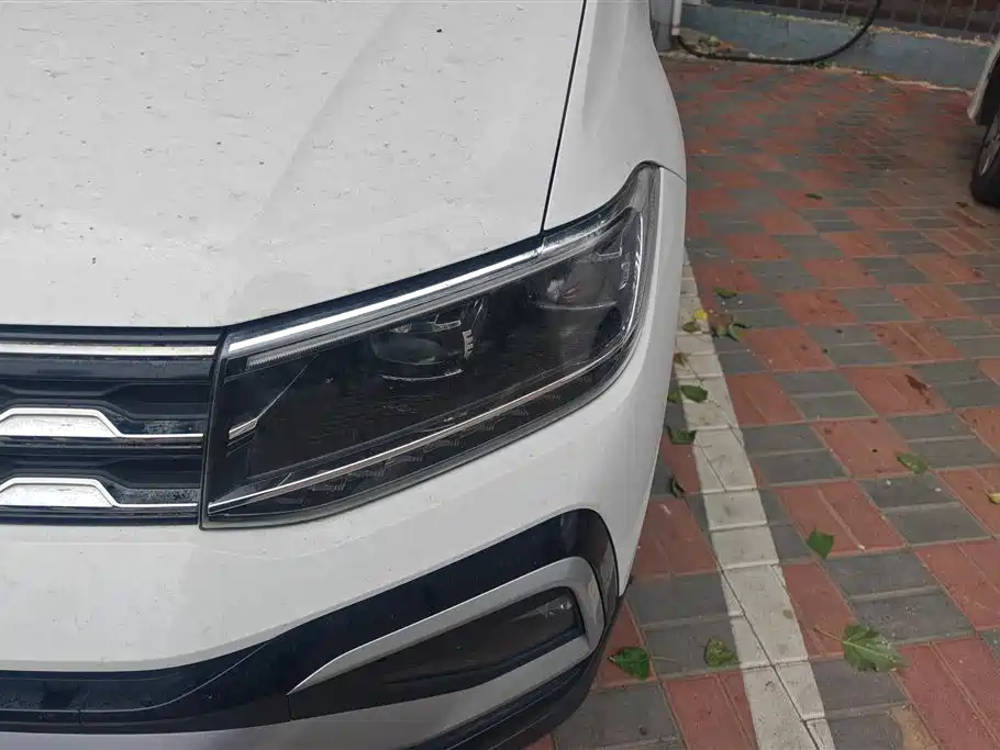 Volkswagen T-Cross 2019 280TSI DSG Comfort Edition фото 5