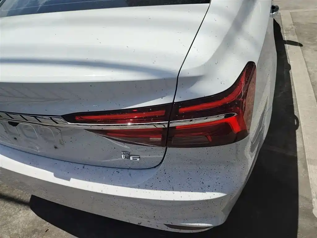 Roewe i6 2019 2020 PLUS 1.6L Manual 4G Connected Glory Flagship Edition
