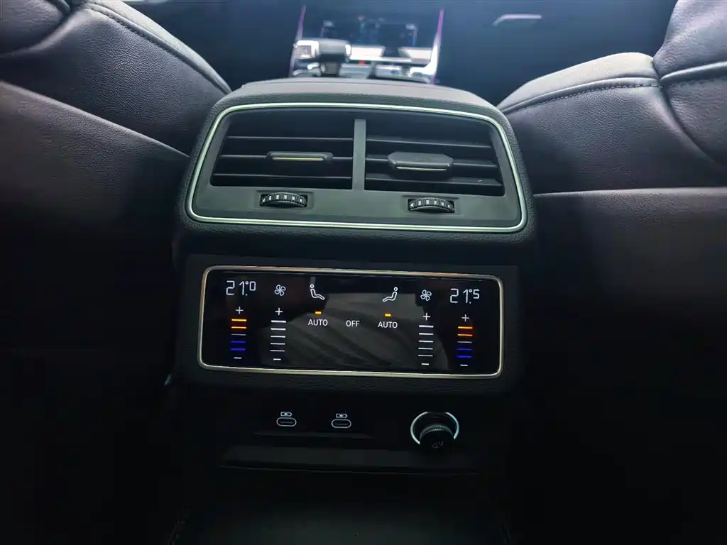 Audi A6L 2024 45 TFSI quattro Premium Dynamic фото 16