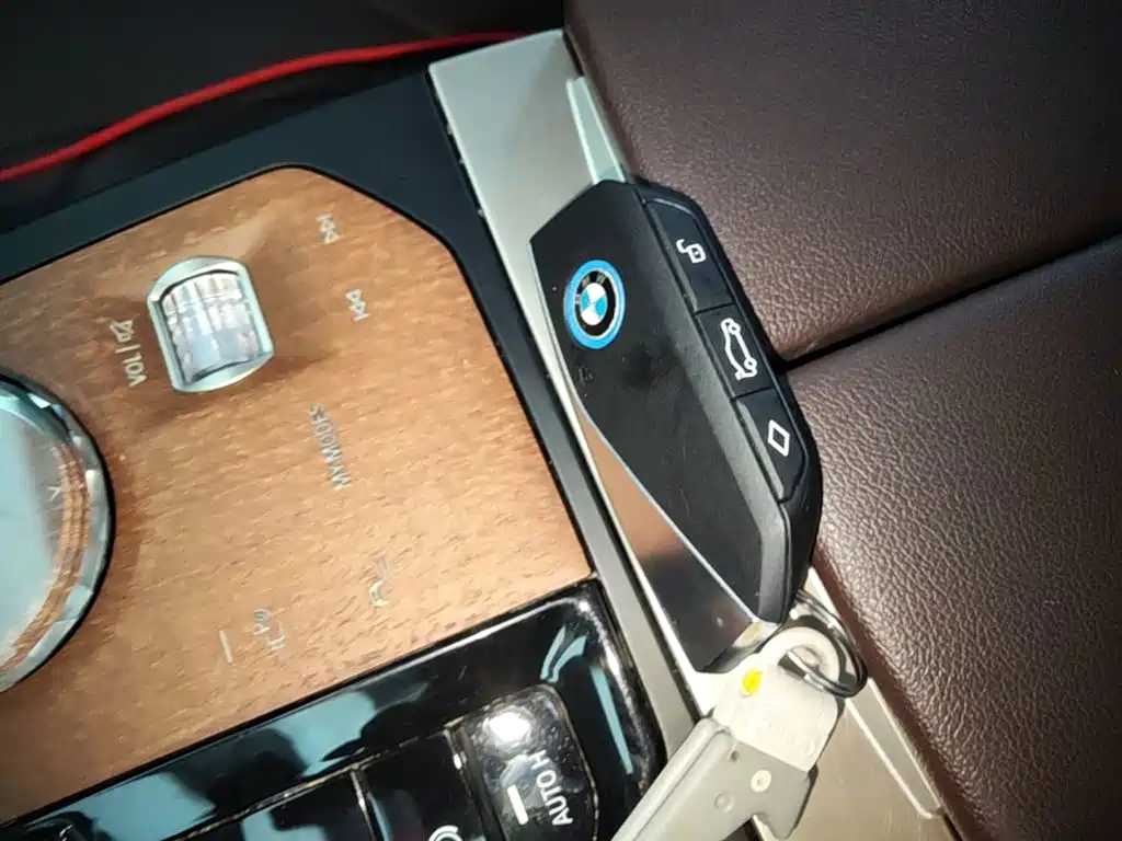 BMW iX 2023 2022 xDrive40