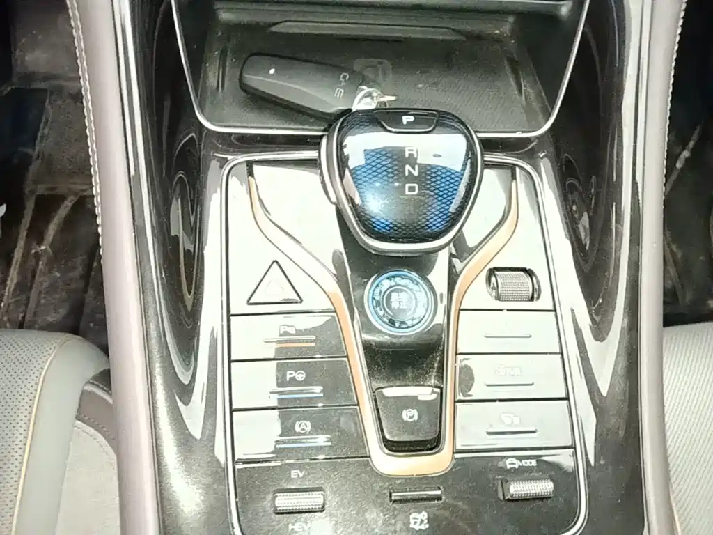 BYD Frigate 07 2024 2024 Glory Edition DM-i 205KM Flagship