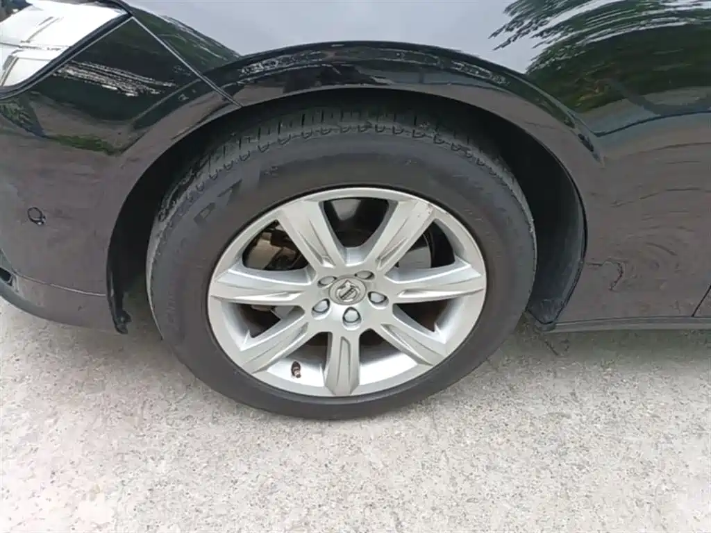 Photo 23 - Volvo S90