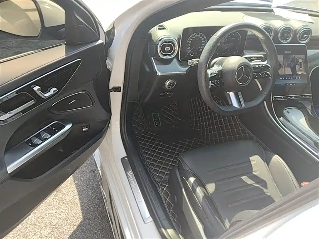 Mercedes-Benz C-Class 2023 Facelift C 260 L Sport Edition фото 16