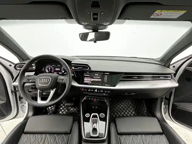 Audi A3 2026 2025 Facelift A3L Limousine 35TFSI Flying Spur Premium