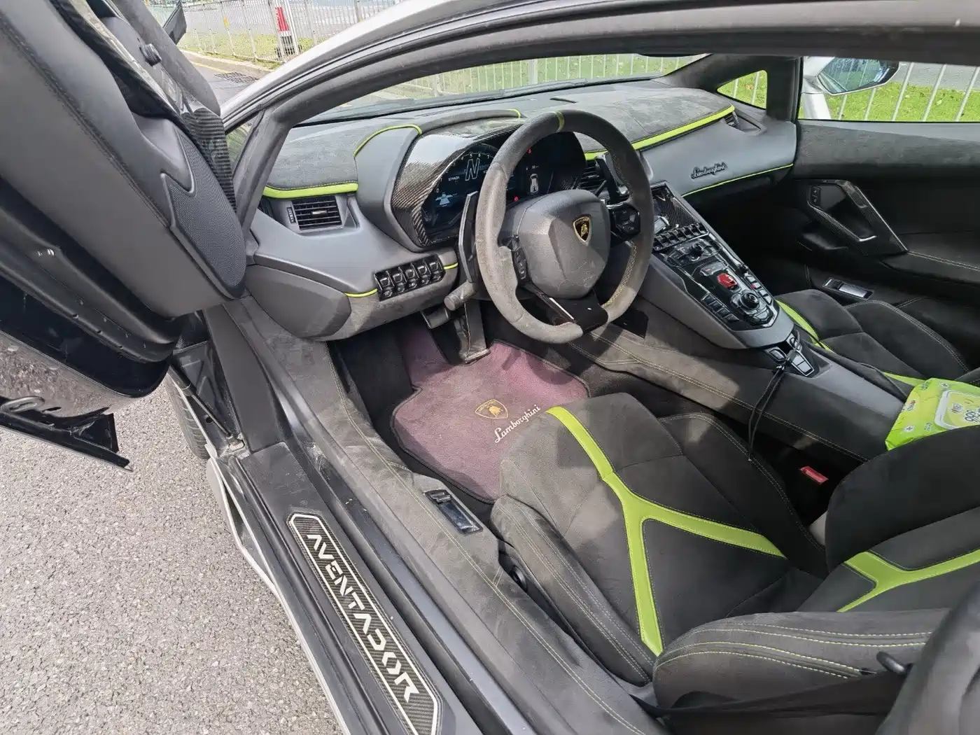 Lamborghini Aventador 2014 2011 LP 700-4