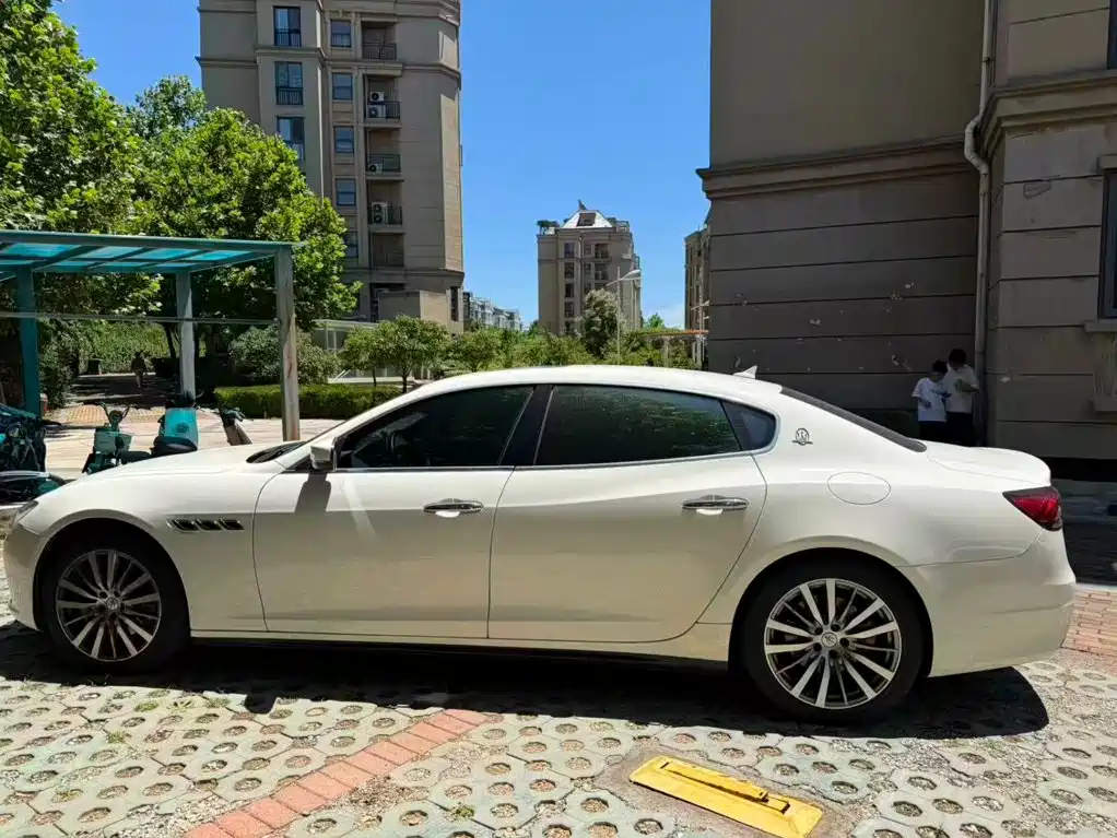 2023 Maserati Quattroporte