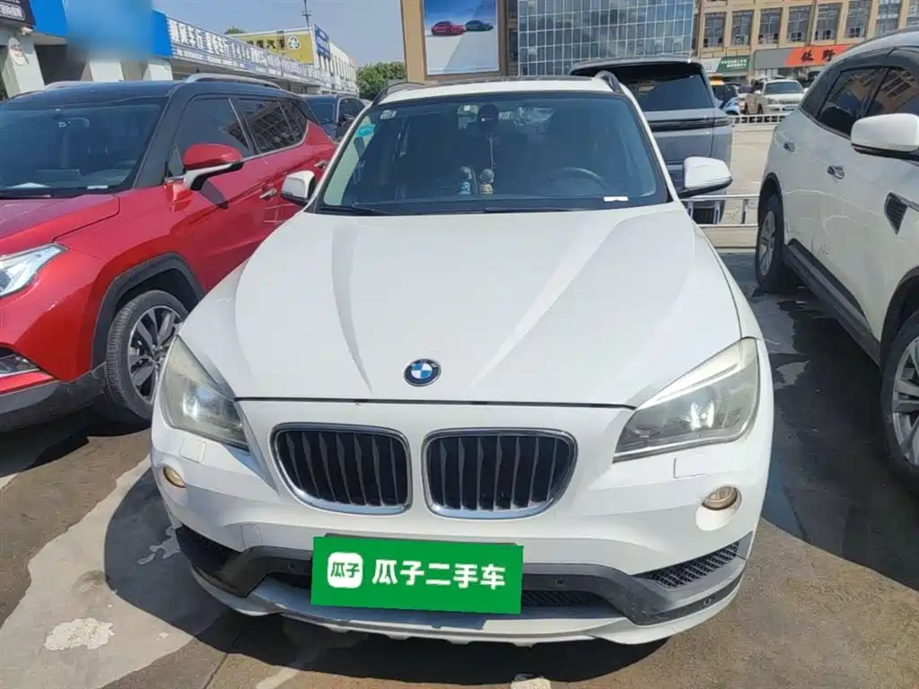 BMW X1 2014 sDrive18i Leading Edition фото 3