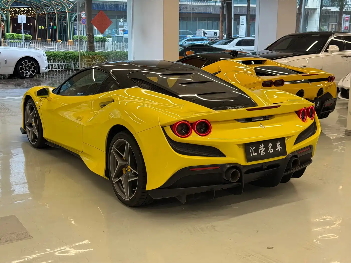 Ferrari F8 2021 2019 Tributo 3.9T V8