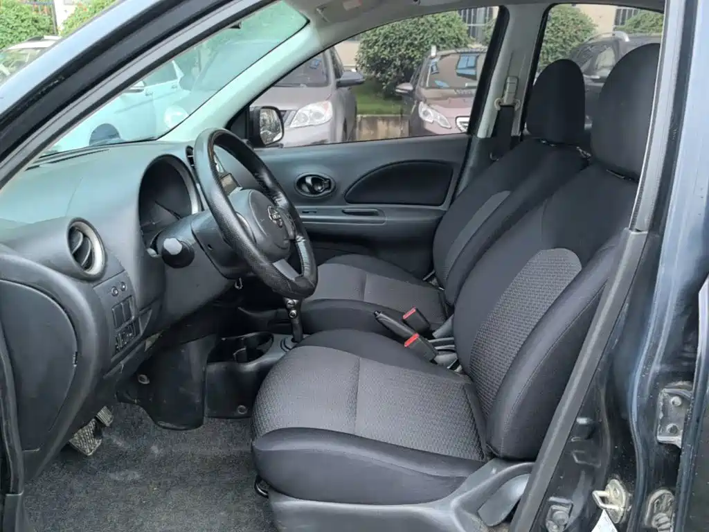 Nissan March 2016 2010 1.5L Automatic Easy Shine Edition