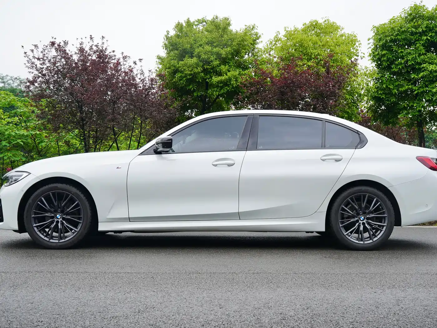 BMW 3 Series 2021 325Li M Sport Night Edition фото 3