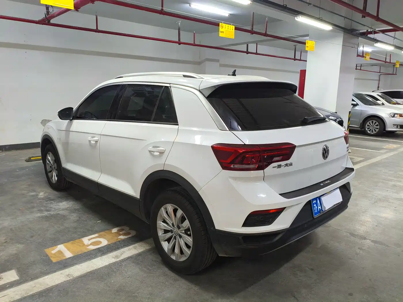 Volkswagen T-ROC 2018 230TSI DSG 2WD Fashion China V фото 6