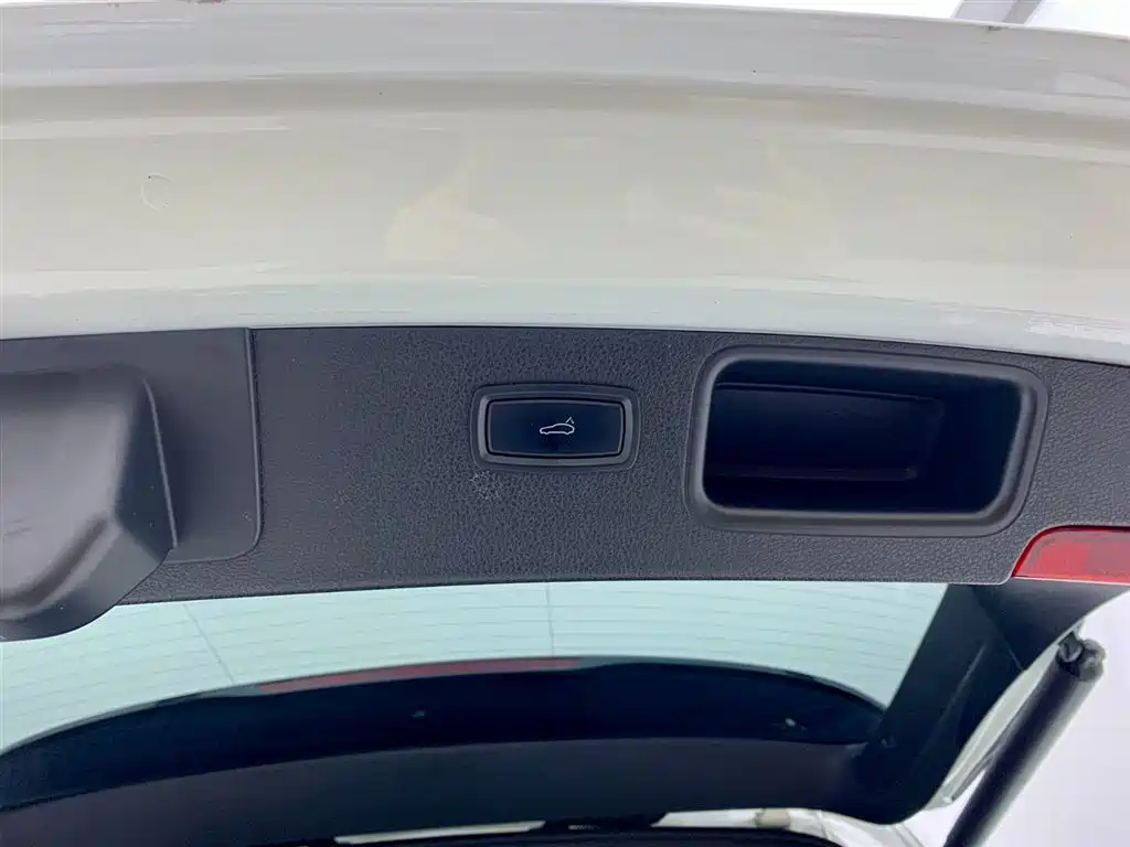 Porsche Macan 2016 Macan S 3.0T фото 9