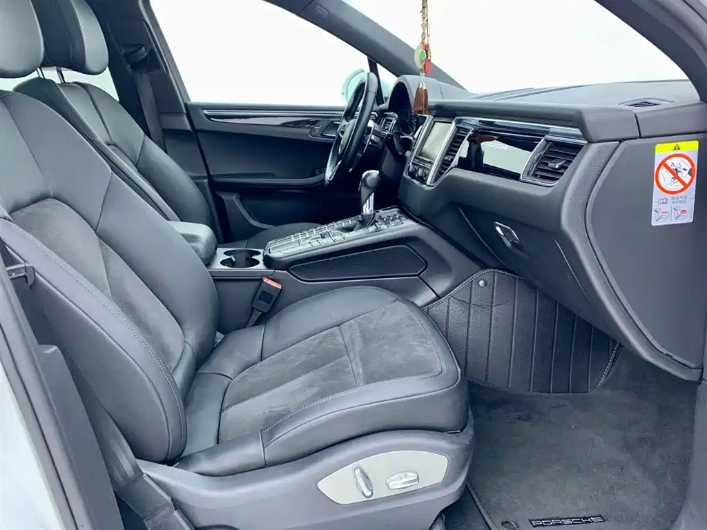 Porsche Macan 2016 Macan S 3.0T фото 13