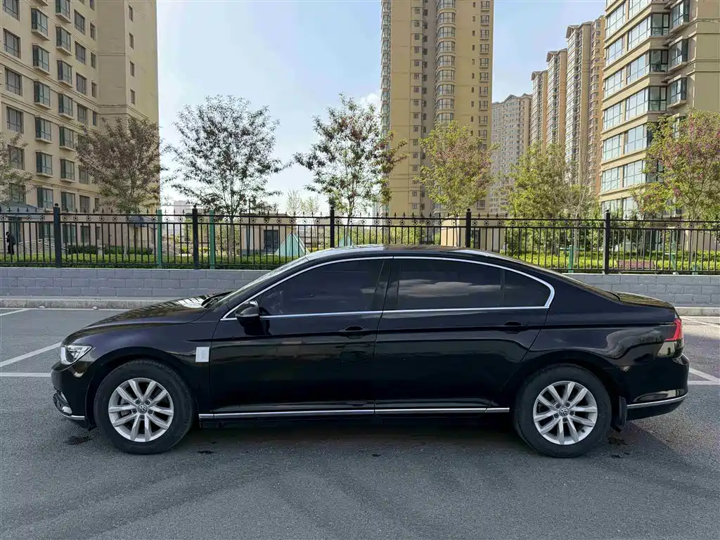 Volkswagen Magotan 2018 280TSI DSG Premium фото 13