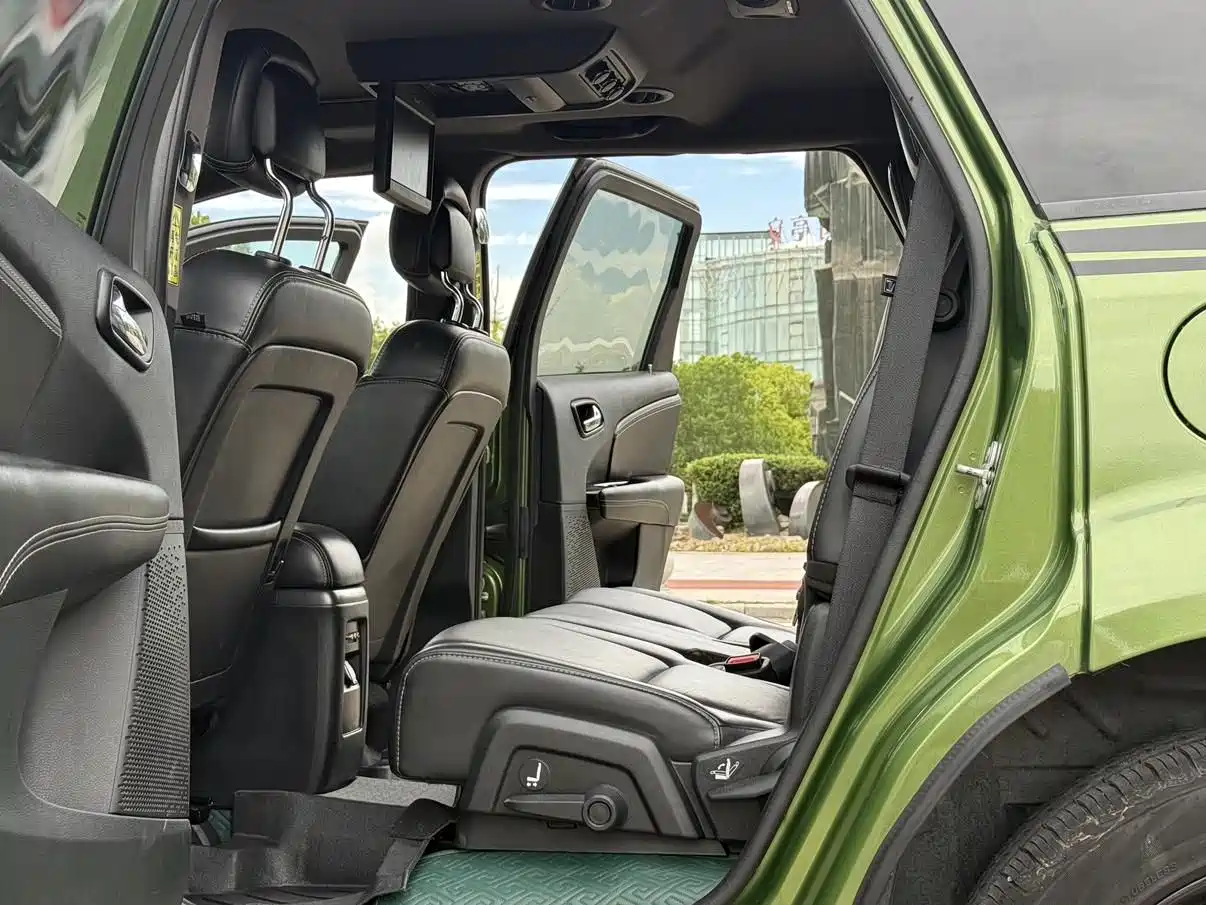 Dodge Journey 2015 2013 Model 2.4L 2WD Premium Edition