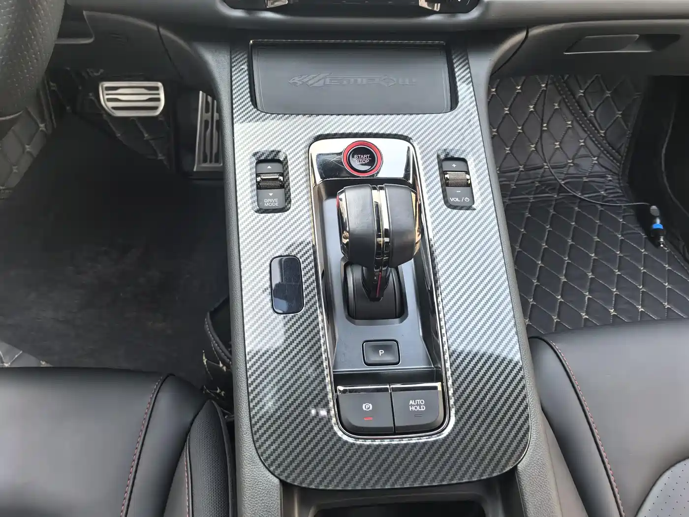 GAC Trumpchi Trumpchi Emkoo 2021 270T DCT J10 Sprinter Edition фото 7