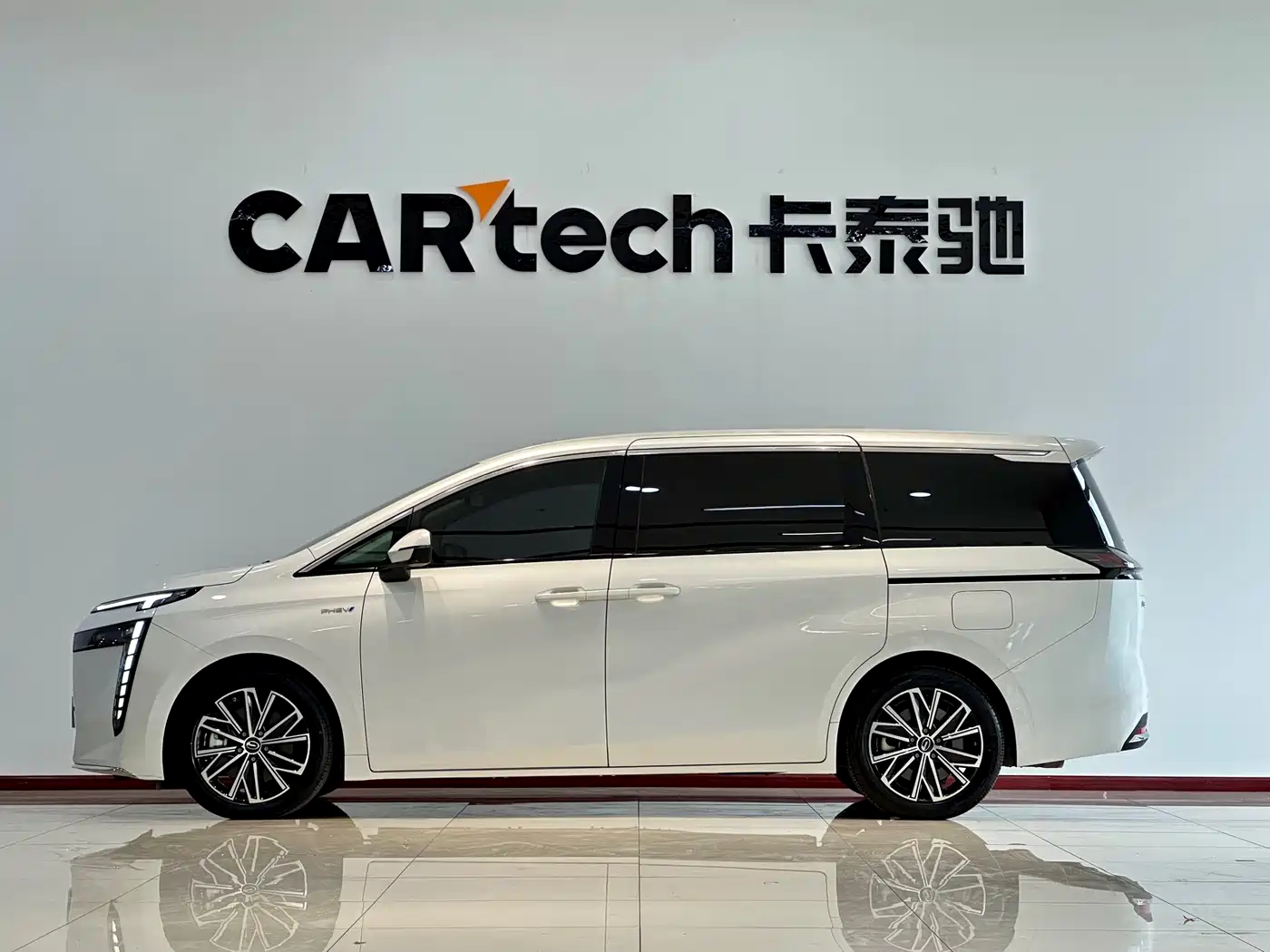 GAC Trumpchi Trumpchi E8 NEV 2024 Model 150km MAX фото 5
