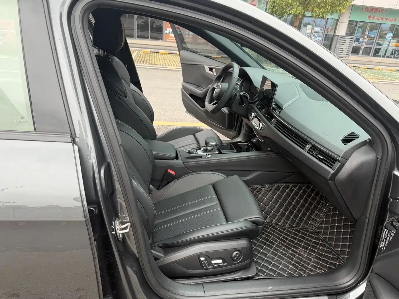 Audi A4L 2024 40 TFSI Luxury Dynamic фото 4