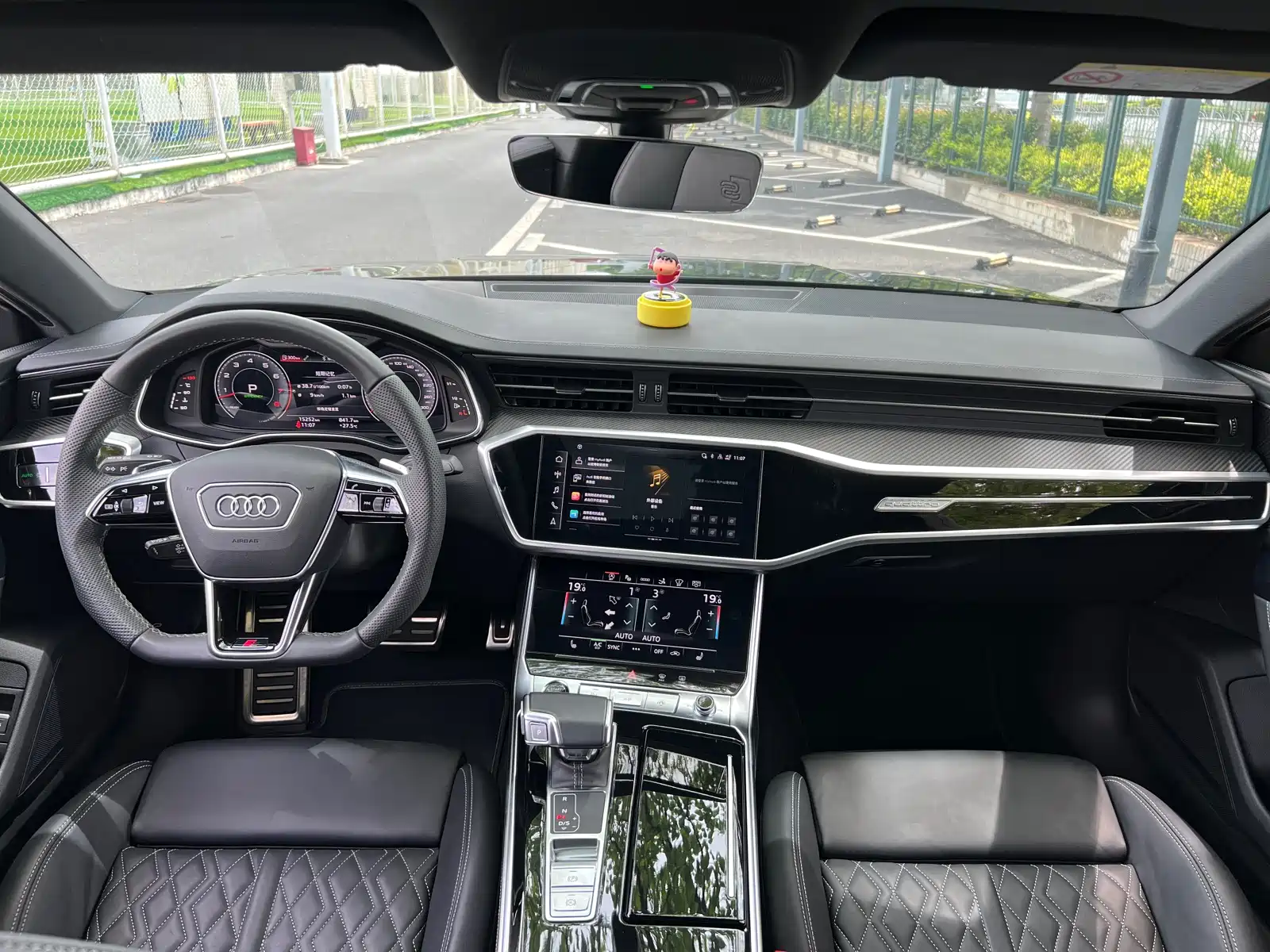 Фото 16 - Audi A7