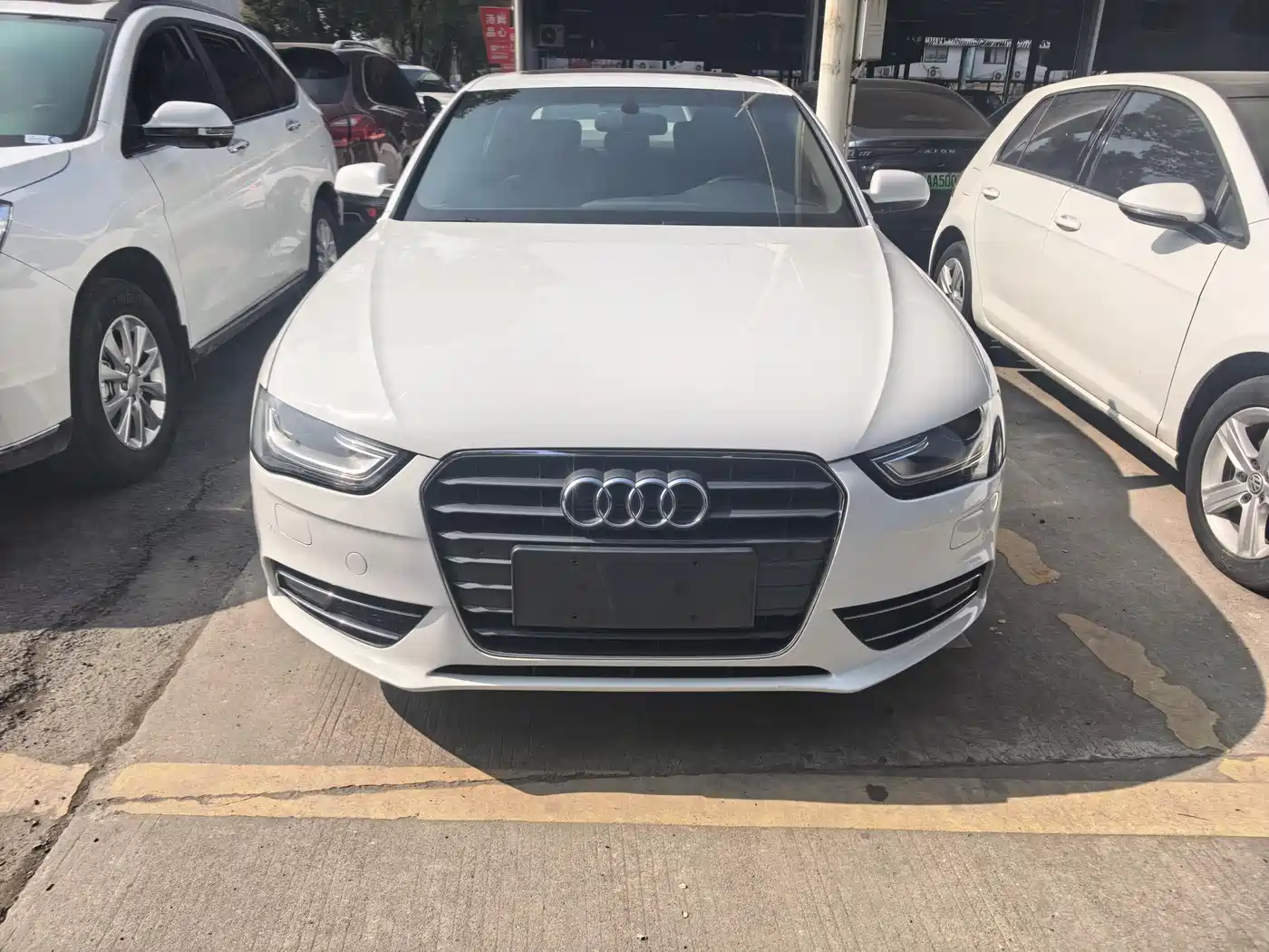 Audi A4L 2015 35 TFSI Auto Comfort фото 2