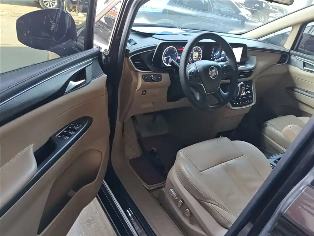 Buick GL8 2021 ES Landlord 653T Premium фото 16