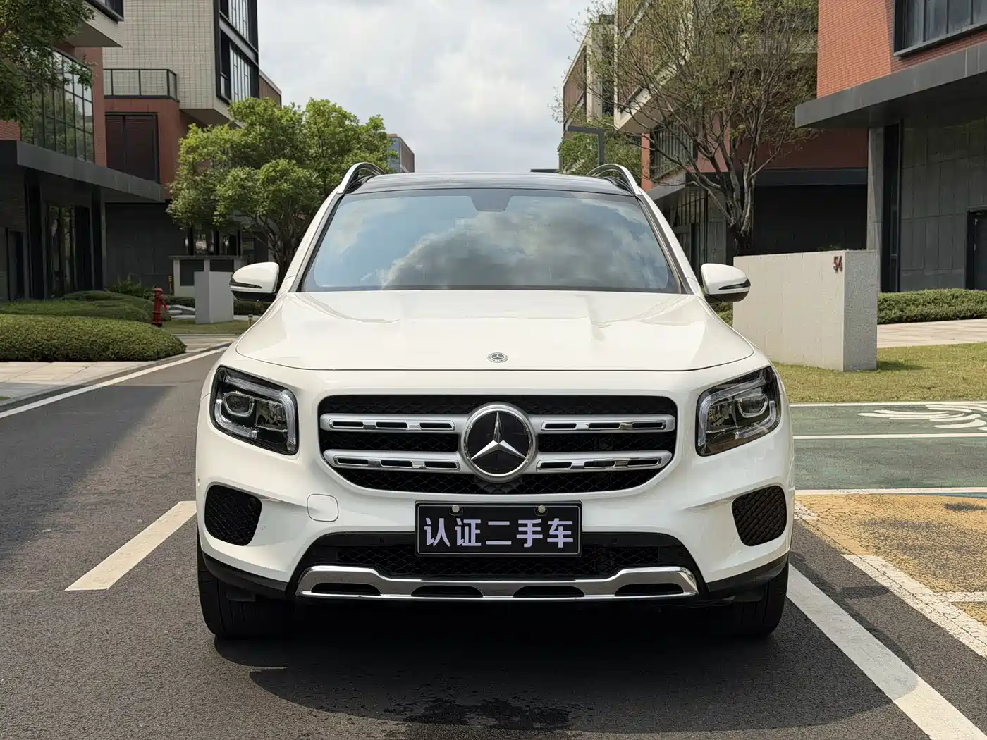 Mercedes-Benz GLB 2022 Model GLB 200 Fashion Edition фото 2