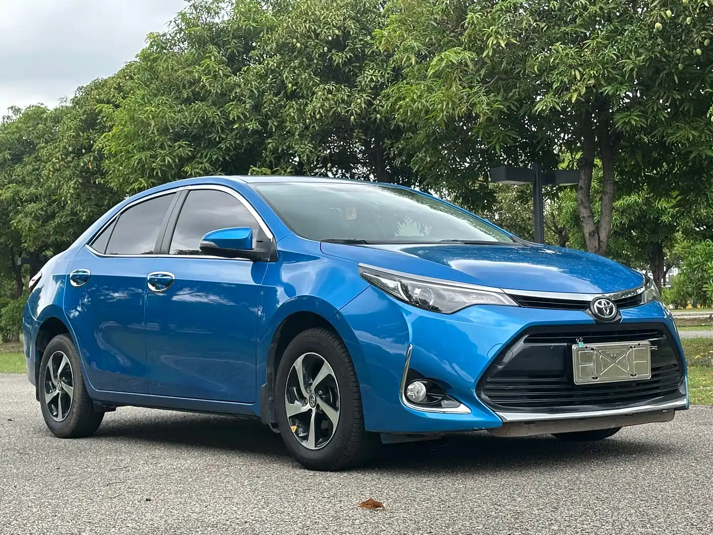 Toyota Levin 2017 Facelift 185T CVT Elite (China V) фото 3